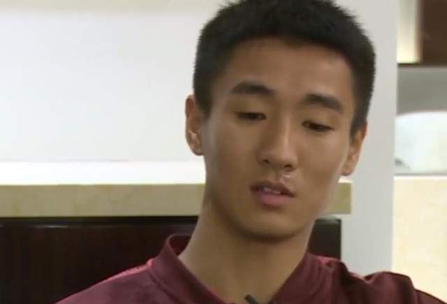 超长的护士小姐
